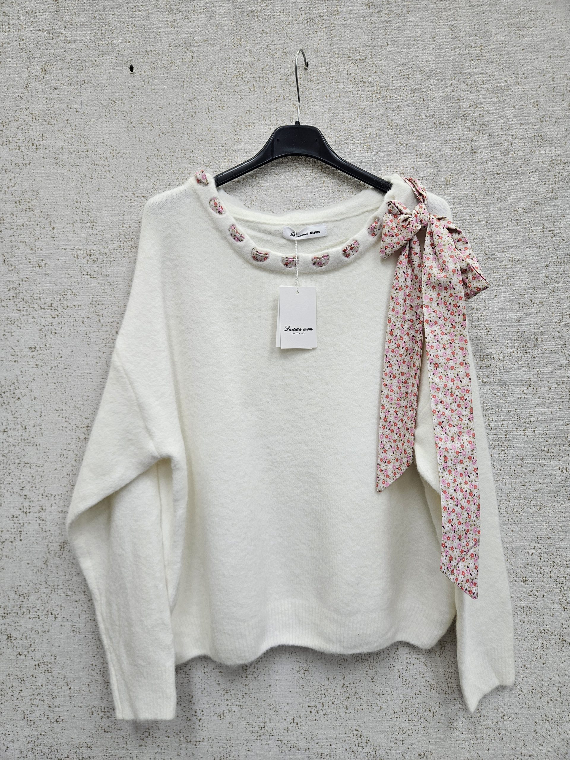 REF. 1164 - MALHA C/LENÇO NA GOLA 136